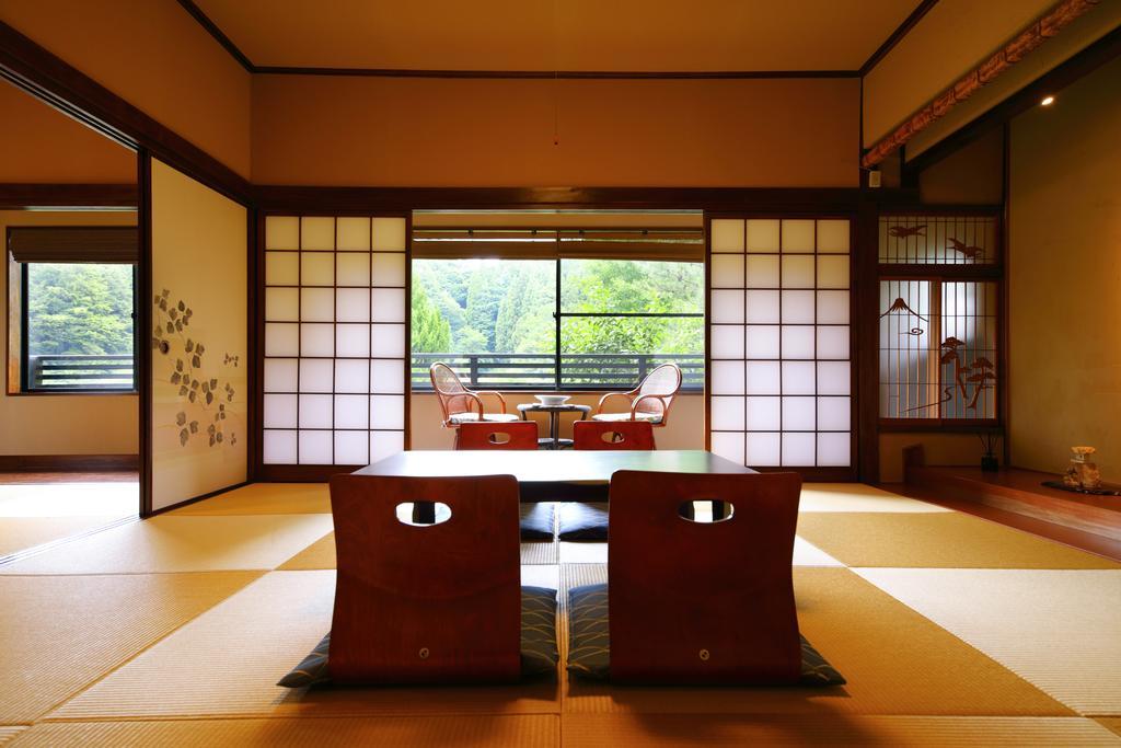 Ryokan Izumoya Yufu Exterior foto